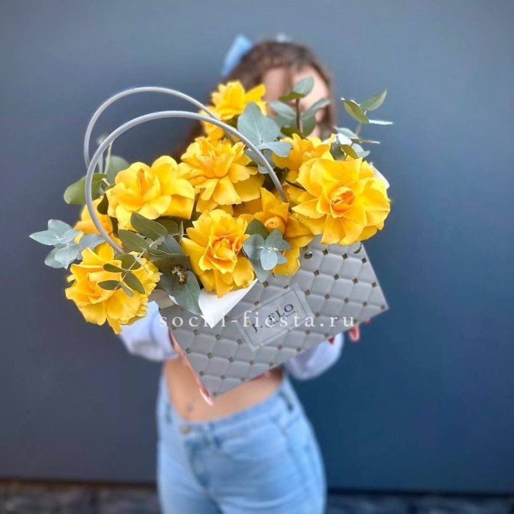 Сумочка с розами "Эдель" в Тамбове