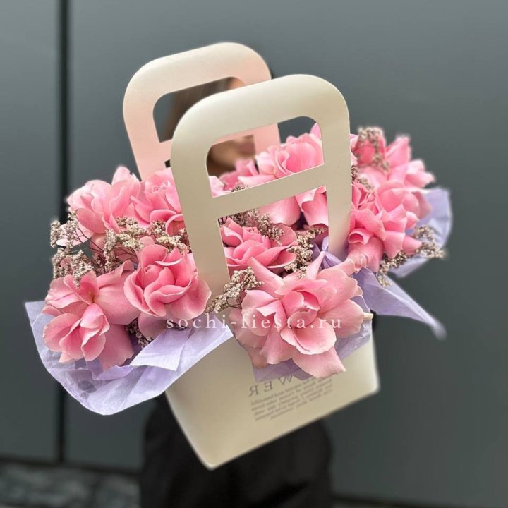 Сумочка розовых роз "Плинки" в Тамбове