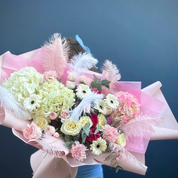 Дизайнерский букет "Валенсия-3" в Тамбове