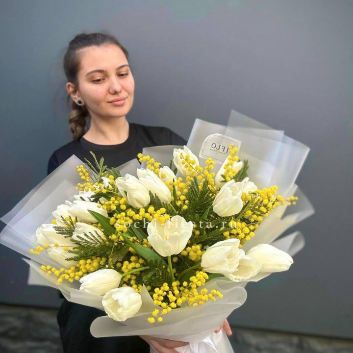 Букет тюльпанов и мимозы в Тамбове