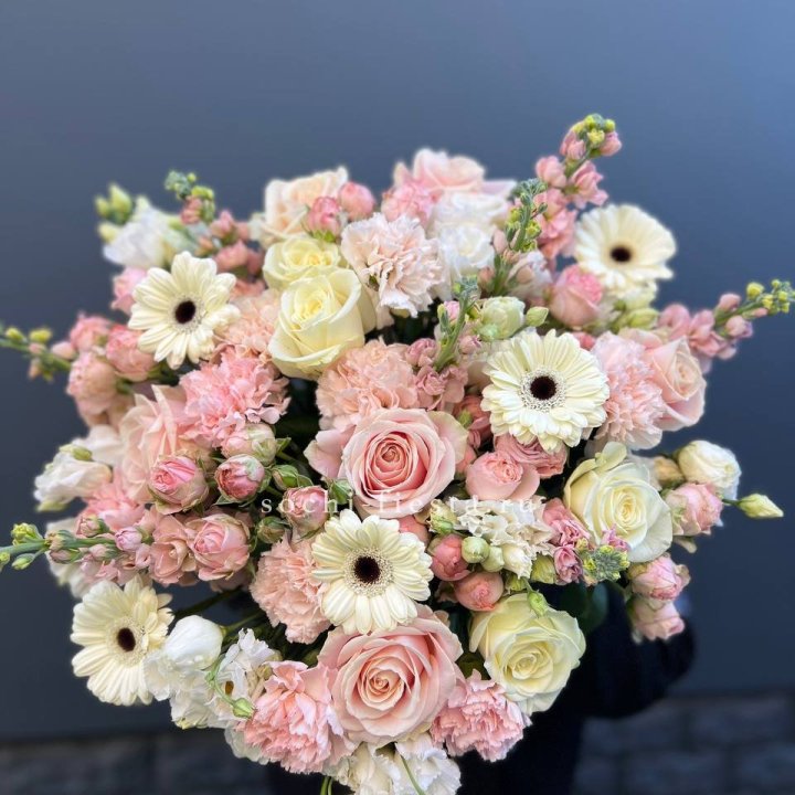 Авторский букет "Нежный" в Тамбове