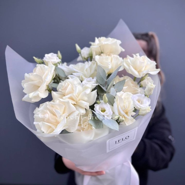 Букет французских роз и эустомы  в Тамбове