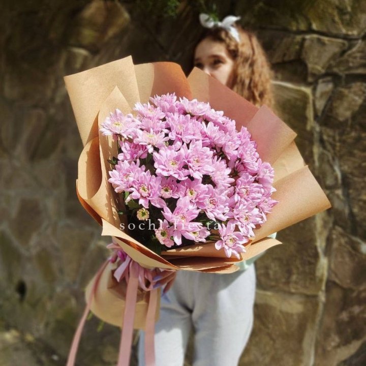 Букет хризантем в крафте в Тамбове