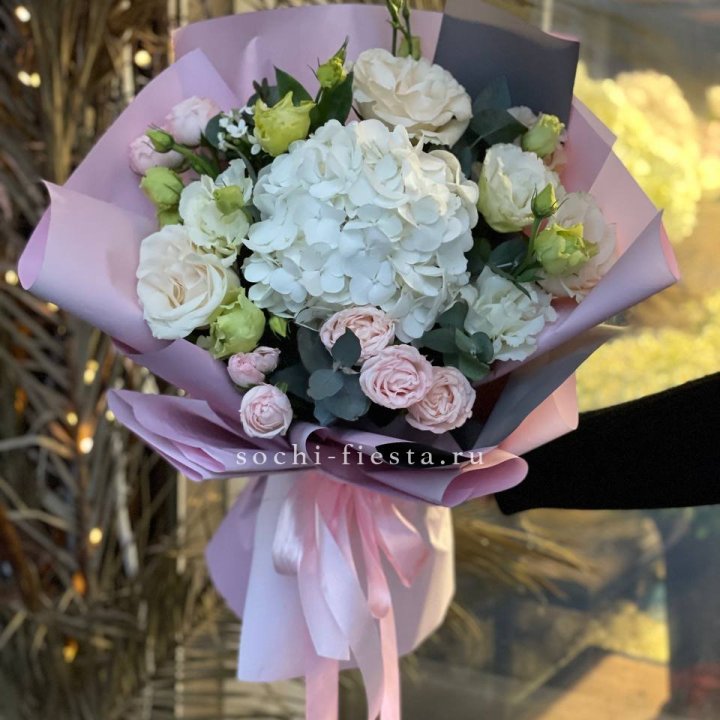 Букет с гортензией №3 в Тамбове