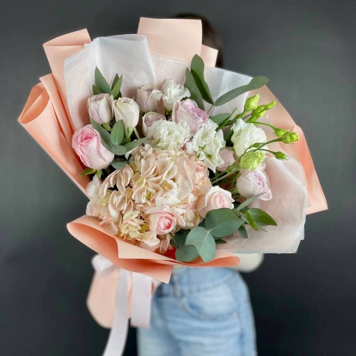 Букет с гортензией "Клодс" в Тамбове