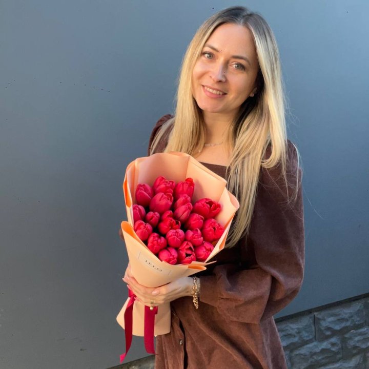  19 красных тюльпанов в Тамбове