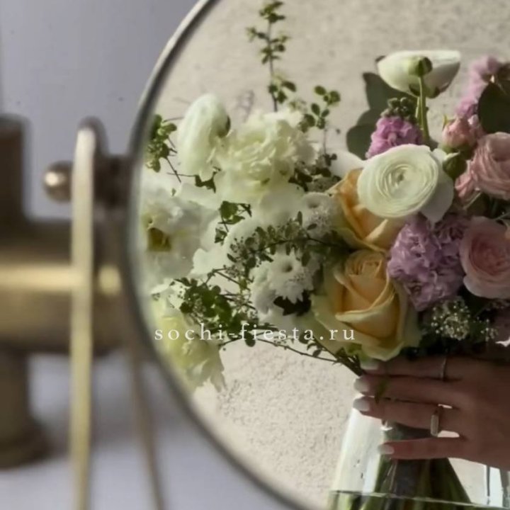 Цветочная подписка "Пакет средний" в Тамбове