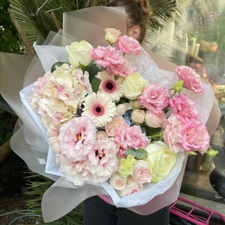 Дизайнерский букет "Лаундж пак" в Тамбове