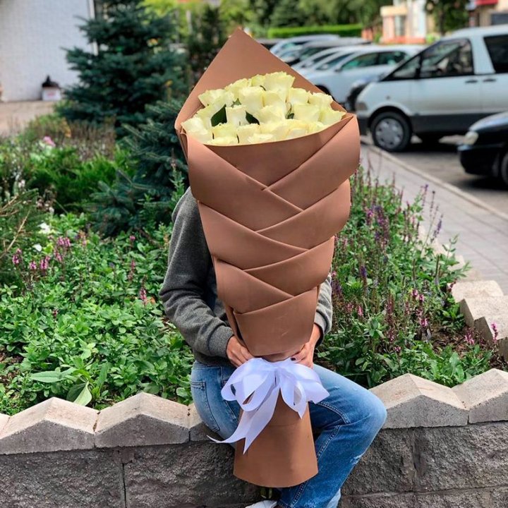 Голландские розы белые "Рыбка" в Тамбове