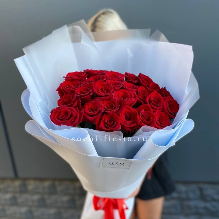 25 высоких роз  в Тамбове