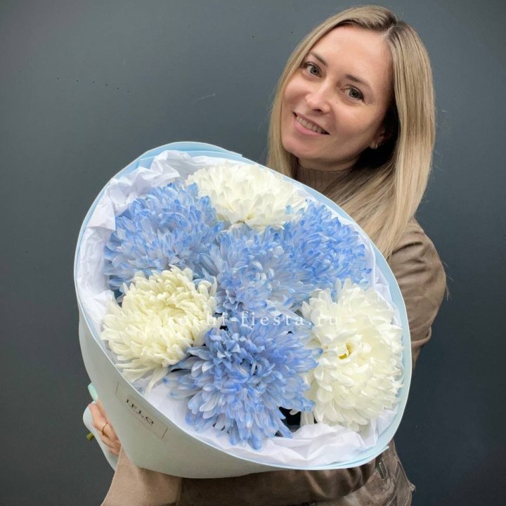 Букет из 7 хризантем  в Тамбове