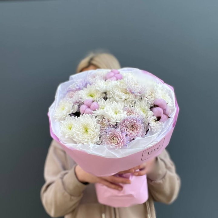 7 нежных хризантем в Тамбове