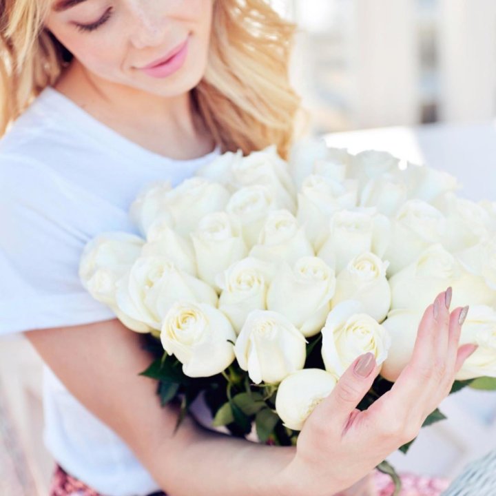 Букет высоких роз "Облака" в Тамбове