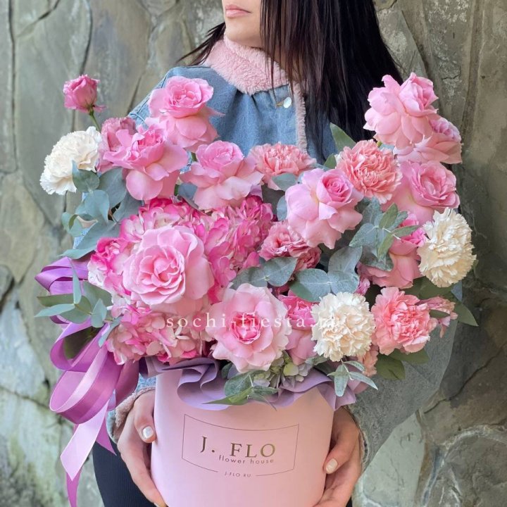 Цветочный бокс "Эсмиральда" в Тамбове