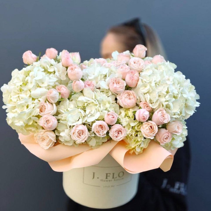 Дизайнерский бокс "Изабелла" в Тамбове