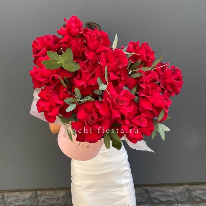 Бокс из 17 французских роз в Тамбове