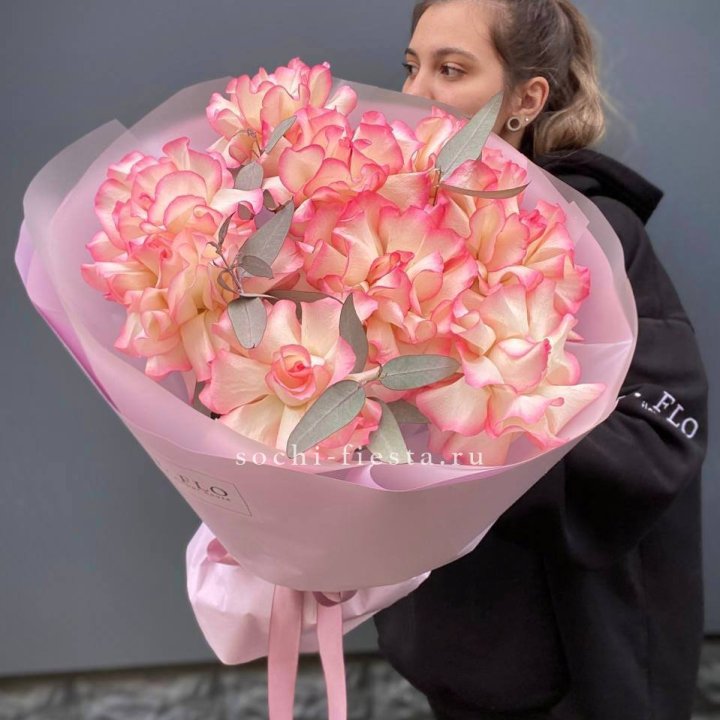 9 французских роз Джумилия в Тамбове