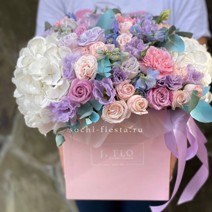 Цветочный бокс макси каб в Тамбове