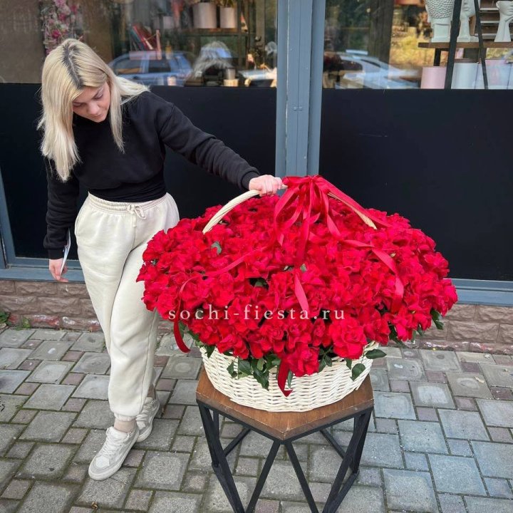 201 французская красная роза в Тамбове