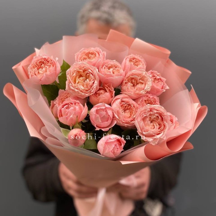 Букет комплимент из кустовых роз Джульетта в Тамбове