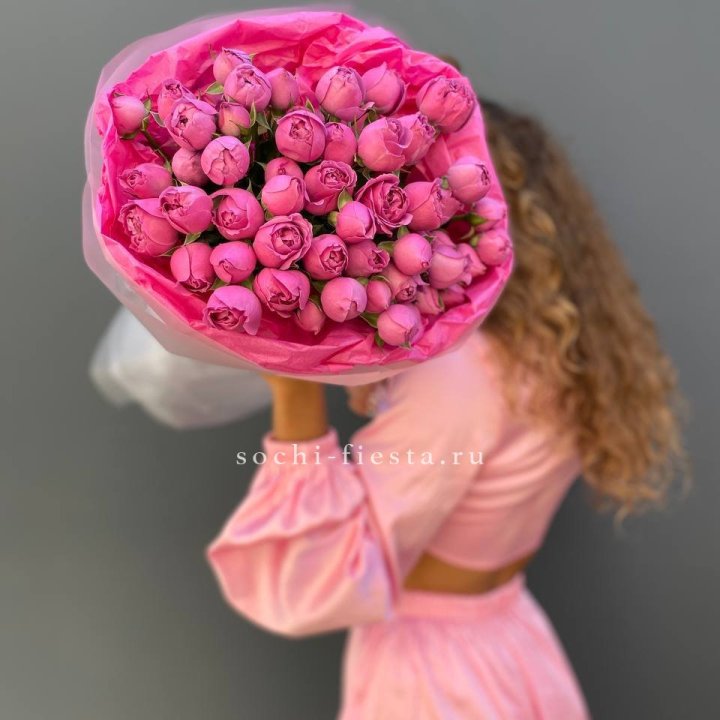 Букет из пионовидных роз  в Тамбове