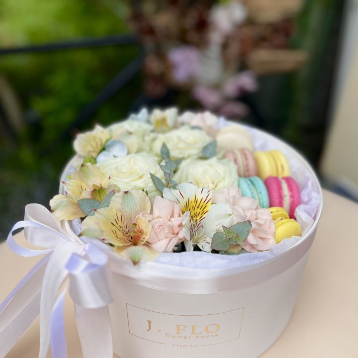 Цветочный бокс "Ника" в Тамбове