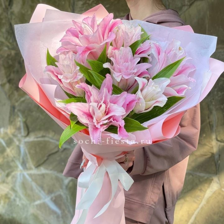 Букет пионовидных лилий №2 в Тамбове