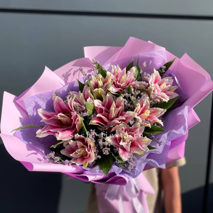 Букет пионовидных лилий №4 в Тамбове