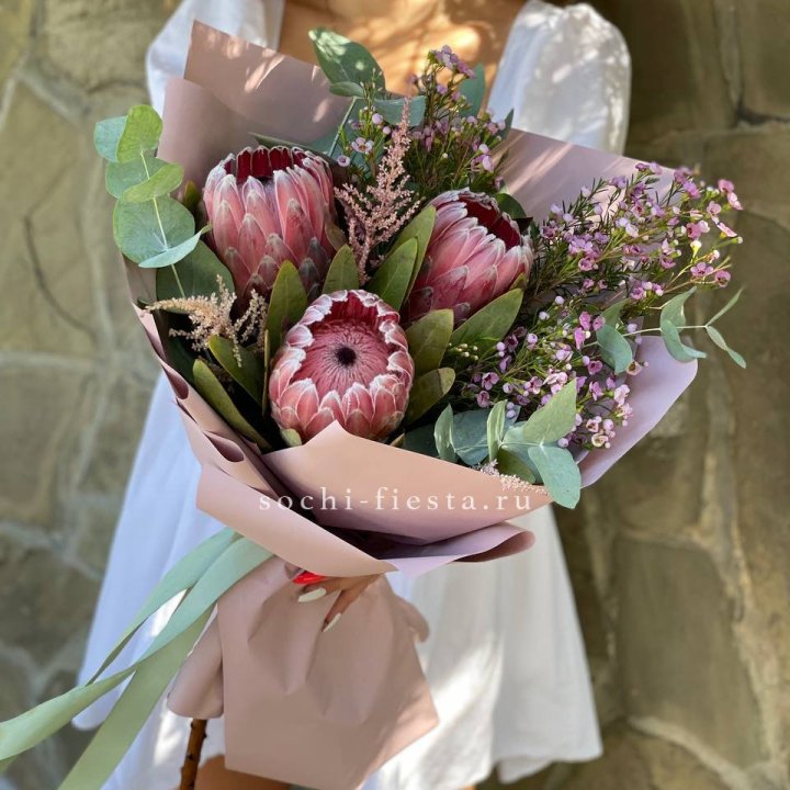 Букет из протеи "Клеопатра"  в Тамбове
