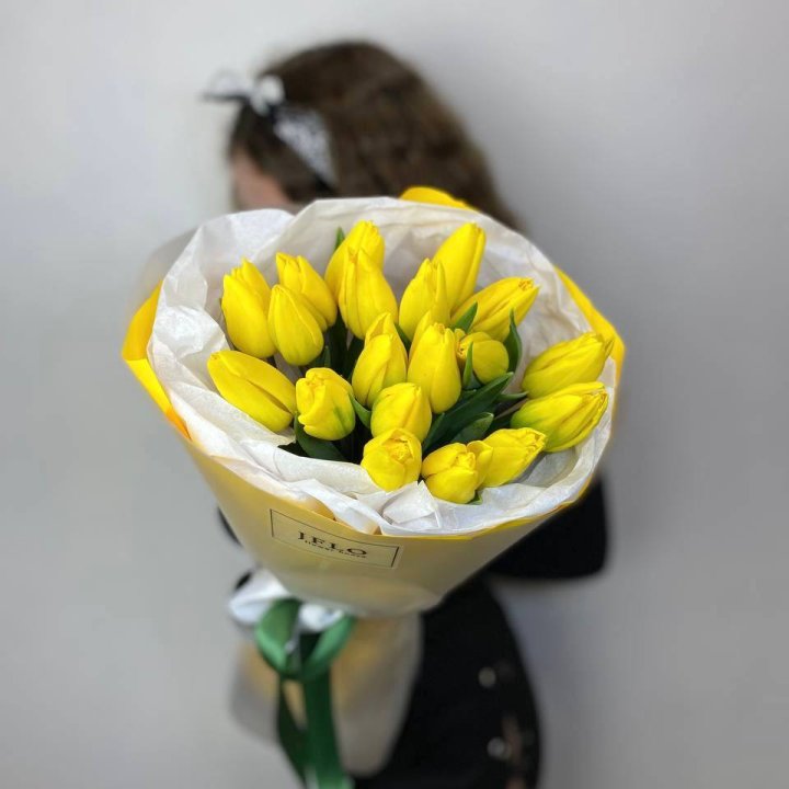  19 жёлтых тюльпанов в Тамбове