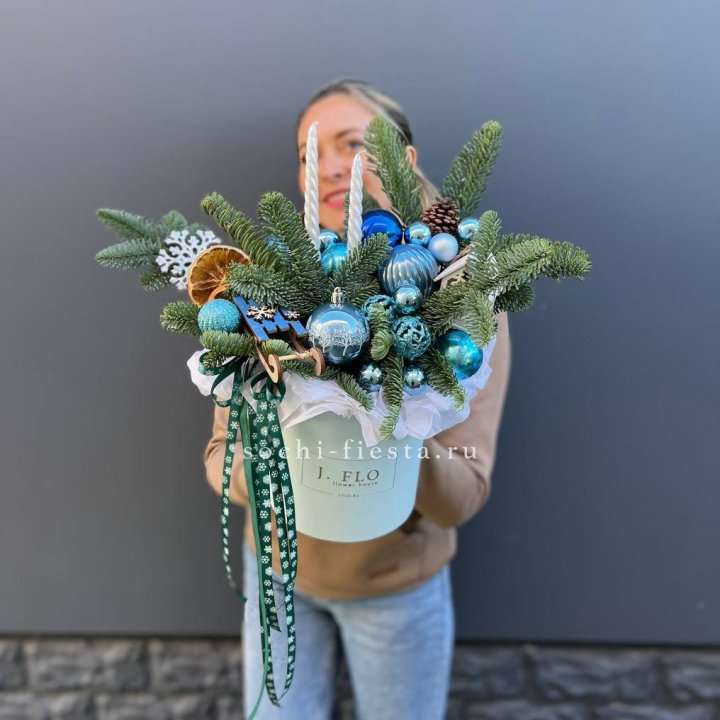 Композиция "Мери крисмас блю" в Тамбове