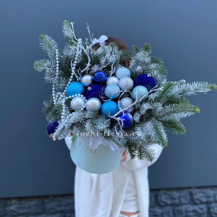 Композиция "Голубая бездна" в Тамбове