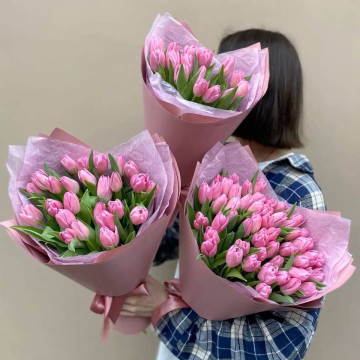 Букет розовых тюльпанов в Тамбове