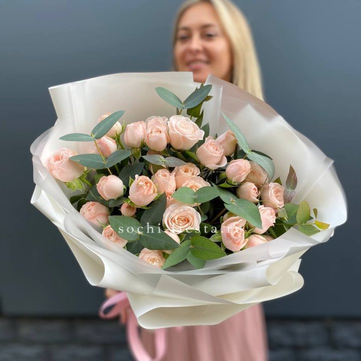 Букет кустовых роз "Фреш" в Тамбове