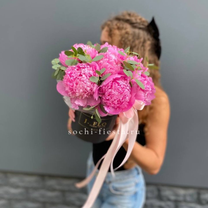 Дизайнерский цилиндр "Фломени" в Тамбове