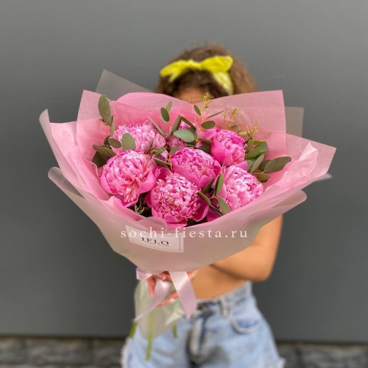 7 ярких пионов в оформлении в Тамбове