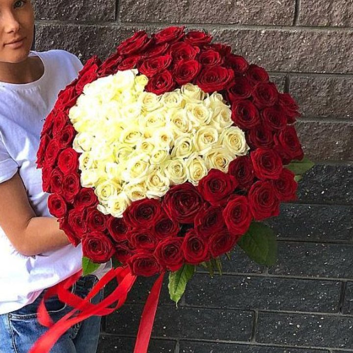 101 роза "Сердце" в Тамбове