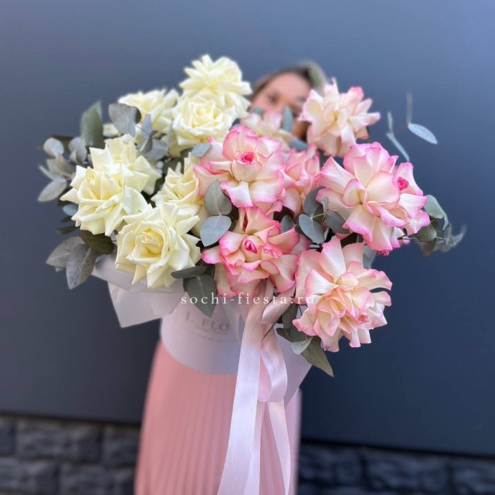 15 Французских роз в боксе в Тамбове