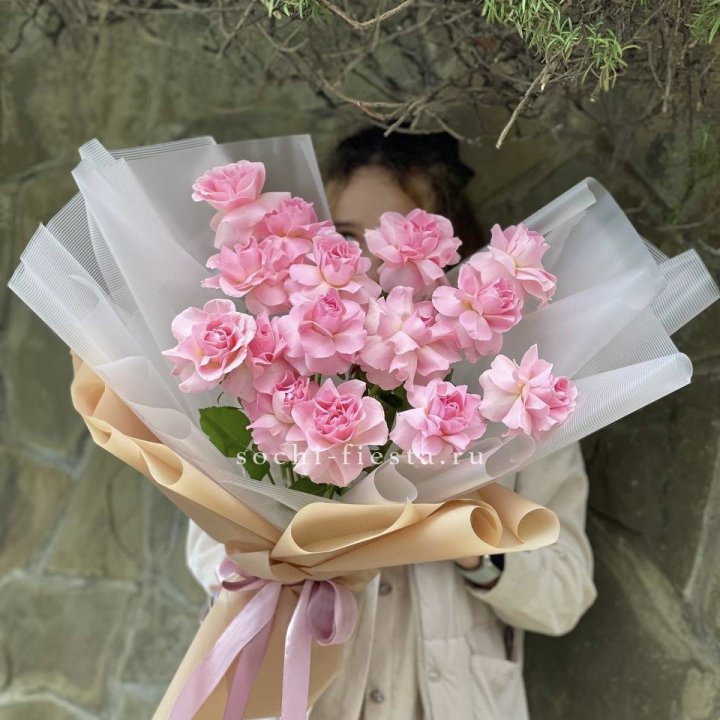 Букет из 15 французских роз Пинк дрим в Тамбове