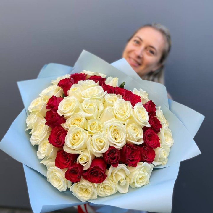 51 роза "Сердце" в Тамбове