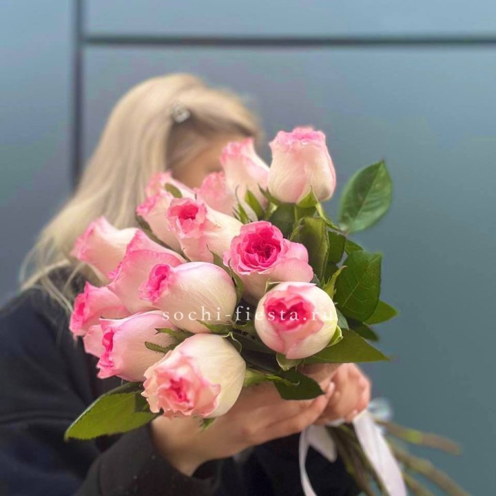 15 роз Мандала в Тамбове