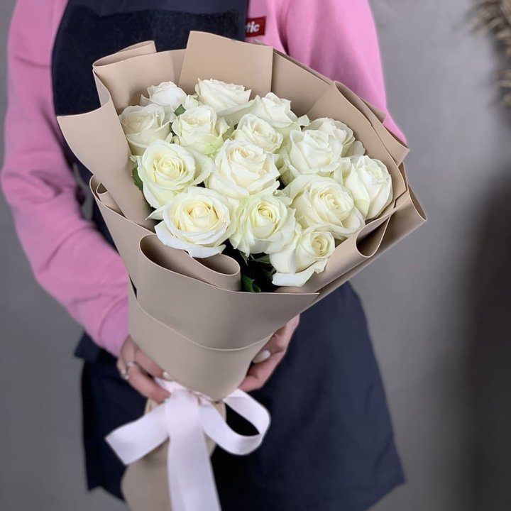 15 белых роз миракли в Тамбове