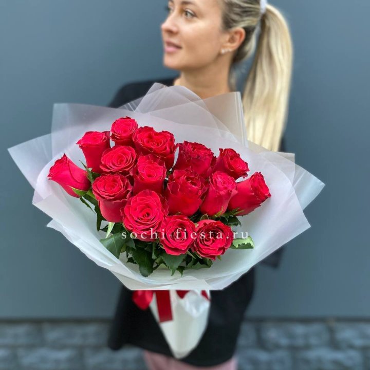 Букет из 15 красных роз  в Тамбове