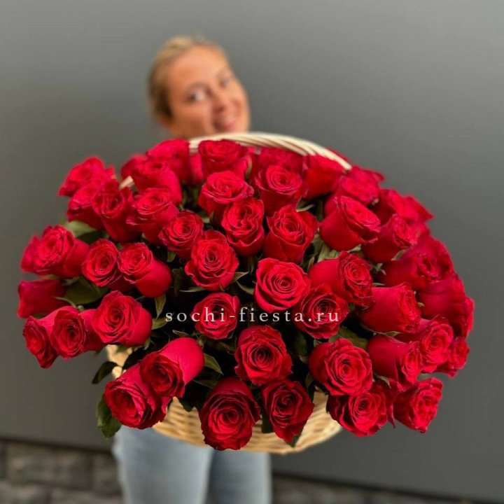 101 красная роза в корзине   в Тамбове