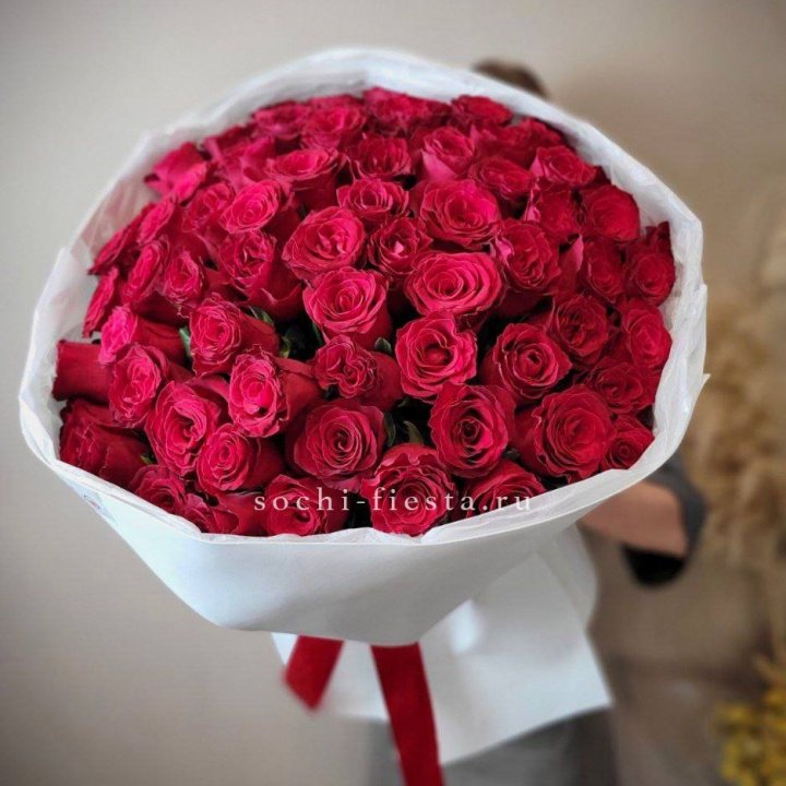 65 красных роз вайт в Тамбове