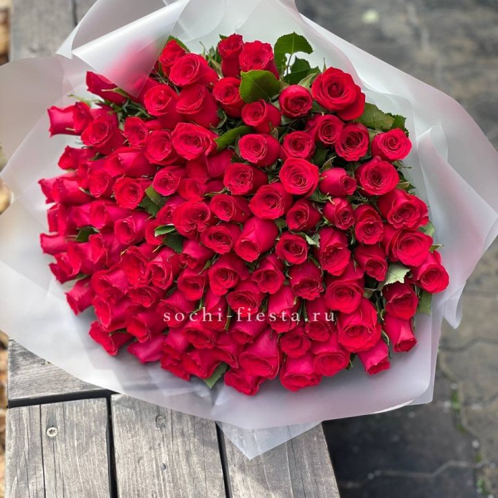 101 красная роза Лолита в Тамбове