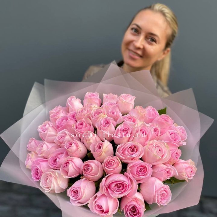 51 розовая роза в Тамбове