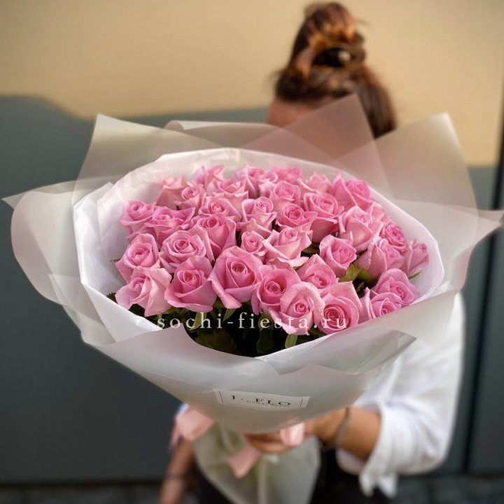 Букет розовых роз  в Тамбове