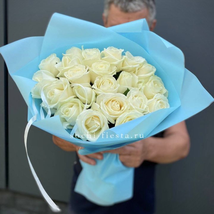 21 белая роза в Тамбове
