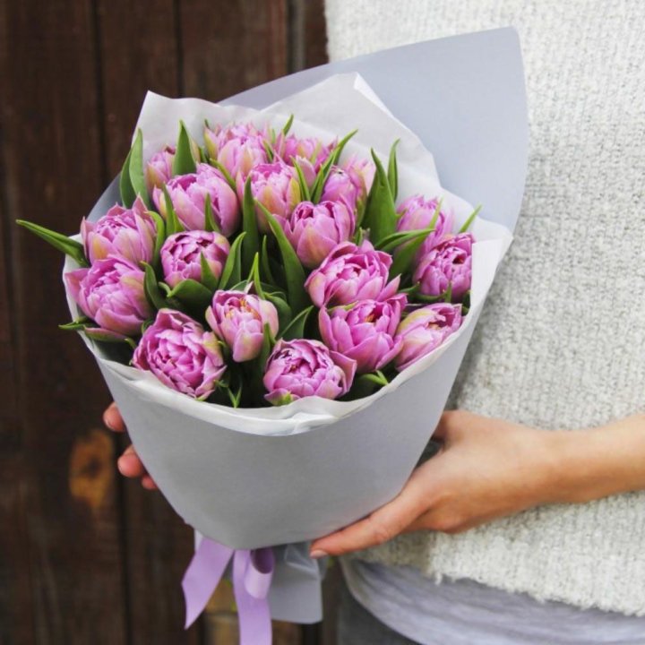 Букет пионовидных тюльпанов в Тамбове